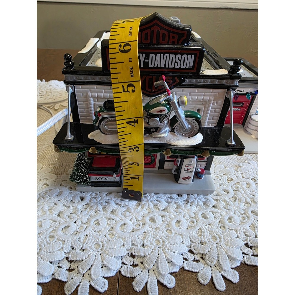 Dept 56 Snow Village Harley-Davidson Motorcycle Shop Lighted Building 1998 - Picture 7 of 14